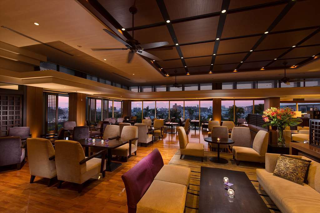 Hotel Doubletree By Hilton Naha Restaurante foto